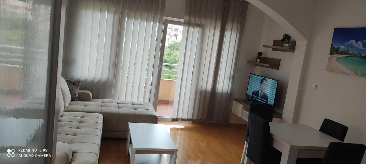 Jovana -- Porodicni Apartmani Igalo Herceg Novi Habitación foto