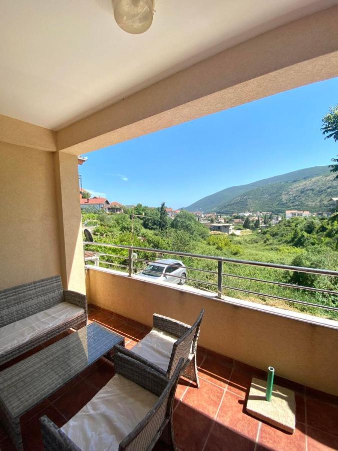 Jovana -- Porodicni Apartmani Igalo Herceg Novi Exterior foto